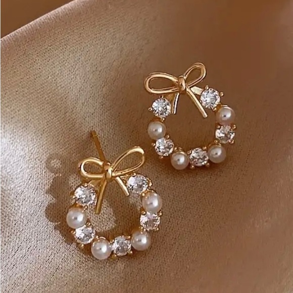 Drop diamond bow earrings - Picture 6 of 7